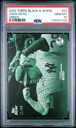 2024 Topps Black And White Juan Soto Green /99 front