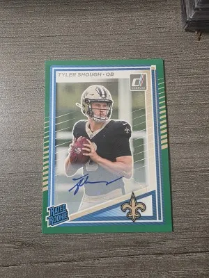 2025 Donruss Tyler Shough Green Auto front