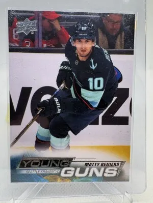 2022 UPPER DECK #213 MATTY BENIERS YOUNG GUNS RC ROOKIE front
