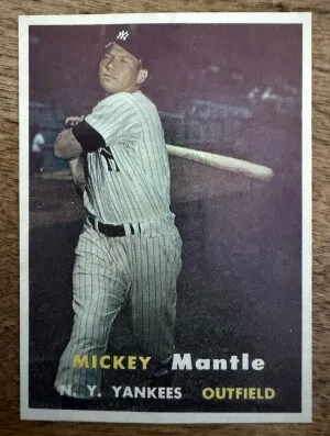1957 Topps Mickey Mantle #95 | New York Yankees front