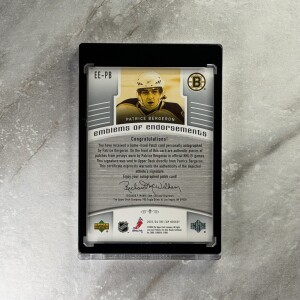2005 The Cup Emblem Of Endorsements #EE-PB Patrice Bergeron 15/15 back