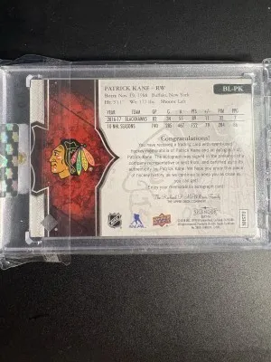 2017-18 Upper Deck Splendor Patrick Kane Patch Auto /11 Sealed Encased back