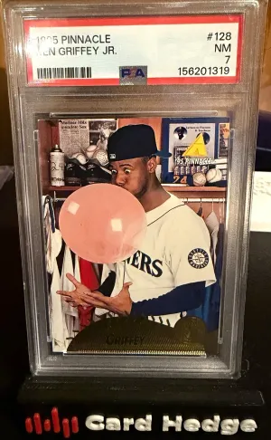 1995 Pinnacle Ken Griffey Jr. #128 Seattle Mariners PSA 7 Bubble Gum front