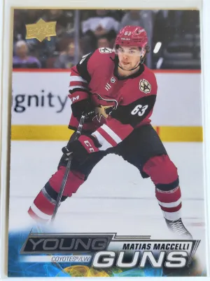 2022-23 Upper Deck Series 1 Matias Maccelli Young Guns Rookie #216