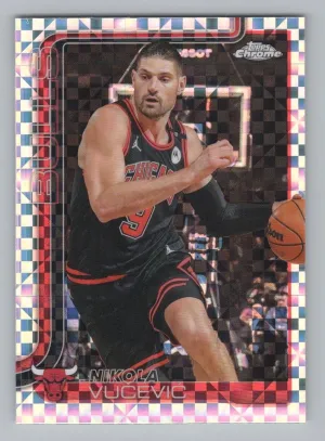 Nikola Vučević 2025-26 Topps Chrome X-Fractor Chicago Bulls