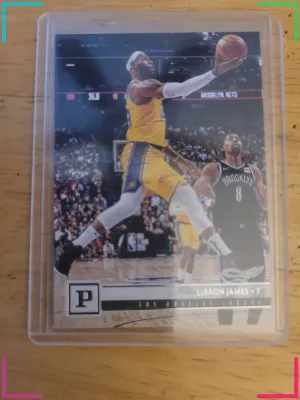 2019-20 Panini Chronicles - Panini LeBron James #112