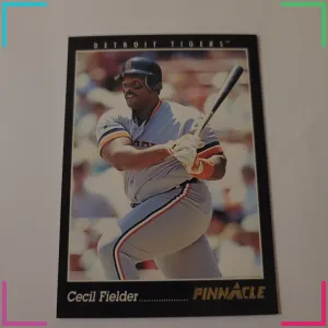 1993 Pinnacle Baseball Card #26 Cecil Fielder Detroit Tigers
