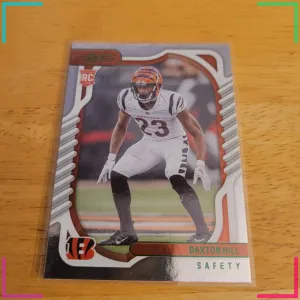 2022 Panini Absolute - Rookies Daxton Hill #156 Green (RC)