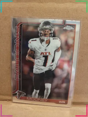 2025 Topps Chrome Football NFL Darnell Mooney Atlanta Falcons #11