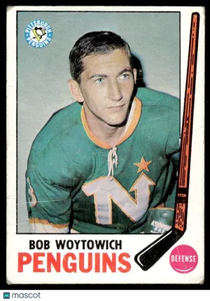1969 Hockey Card Bob Woytowich #113