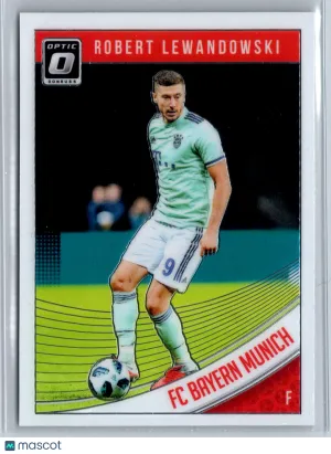 Near Mint FC Bayern Munich Robert Lewandowski #17 2018-19 Panini Donruss Optic Soccer Card