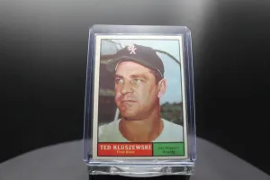 1961 Topps Ted Kluszewski #65