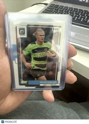 2022-23 Panini Donruss Optic Erling Haaland #160 Manchester City Soccer Card