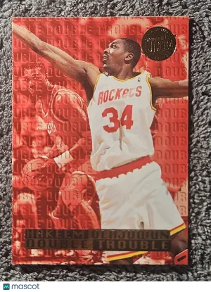1995 Fleer Ultra Double Trouble #5 Hakeem Olajuwon Gold Medallion