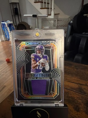 2024 Panini Obsidian #MM-JJN Justin Jefferson Magmatic Memorabilia