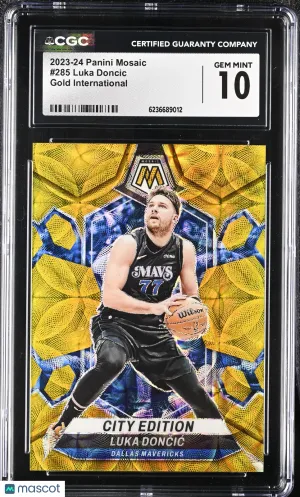 2023-24 Panini Mosaic Luka Doncic Gold International /10 #285 CGC 10 Dallas Mavericks