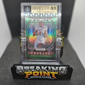 2020 PANINI DRAFT PICKS CRUSADE PATRICK MAHOMES II PRIZM GREEN # 80