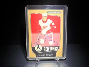 2024-25 Upper Deck Parkhurst Champions Jonatan Berggren Auto Red Wings #13