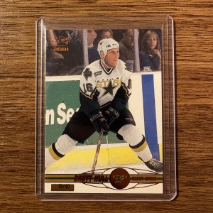 2000-01 Pacific Brett Hull Copper SSP /40 Stars #131