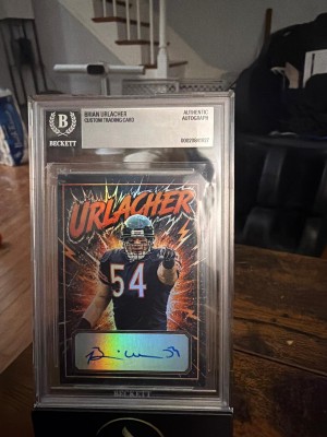 2024 Custom Authentic Signature #NNO Brian Urlacher BGS Authentic