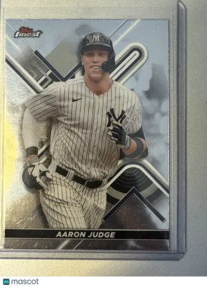 2022 Topps Finest Aaron Judge #74