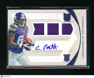 2013 Panini Momentum Cordarrelle Patterson #204 Signatures Rookie