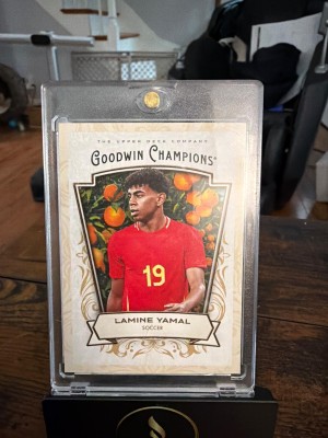 2026 Upper Deck Goodwin Champions #10 Lamine Yamal