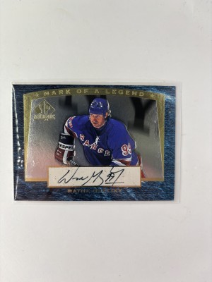Wayne Gretzky 1997-98 UD SP Authentic M6 Mark of a Legend Autograph Auto /560