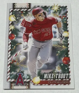 2026 Topps Holiday Mike Trout #H84 Scarf Image Variation SP Los Angeles Angels