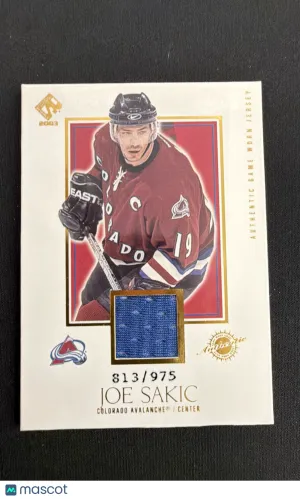 2002-03 Pacific Private Stock Reserve Joe Sakic #111 [Base] / Base Set Memorabilia