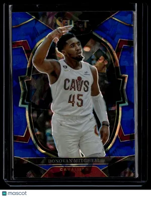 2023 Panini Select Donovan Mitchell #31 Blue Cracked Ice Prizm