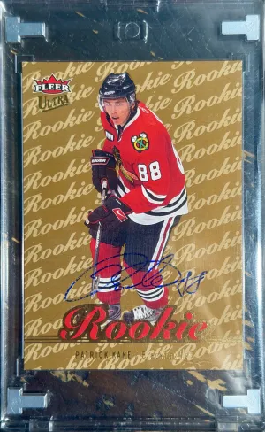 2007 Fleer Ultra Patrick Kane Gold Medallion Rookie Autograph