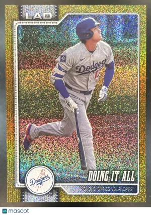 Update Shohei Ohtani Gold Sandglitter #US240 Los Angeles Dodgers