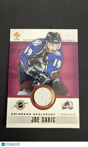2001-02 Pacific Private Stock Joe Sakic #31 [Base] Memorabilia Insert